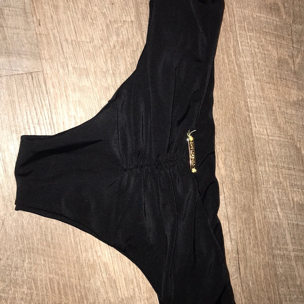 Black sports brief San Lorenzo bottoms